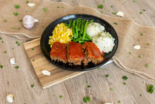 Load image into Gallery viewer, Pebbles Frozen Meatloaf Dinner for 1