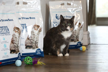 Load image into Gallery viewer, Straw Boss Non Clumping Cat Litter 3.17 kg bag