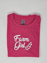 Load image into Gallery viewer, Women&#39;s T-Shirt Farm Girl Large