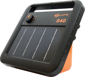 S40 Solar Energizer