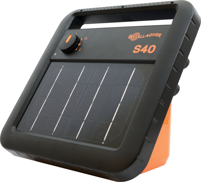 S40 Solar Energizer
